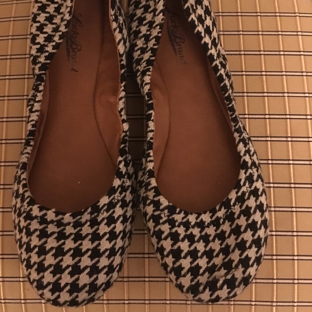 Lucky brand Emmy flat (8)